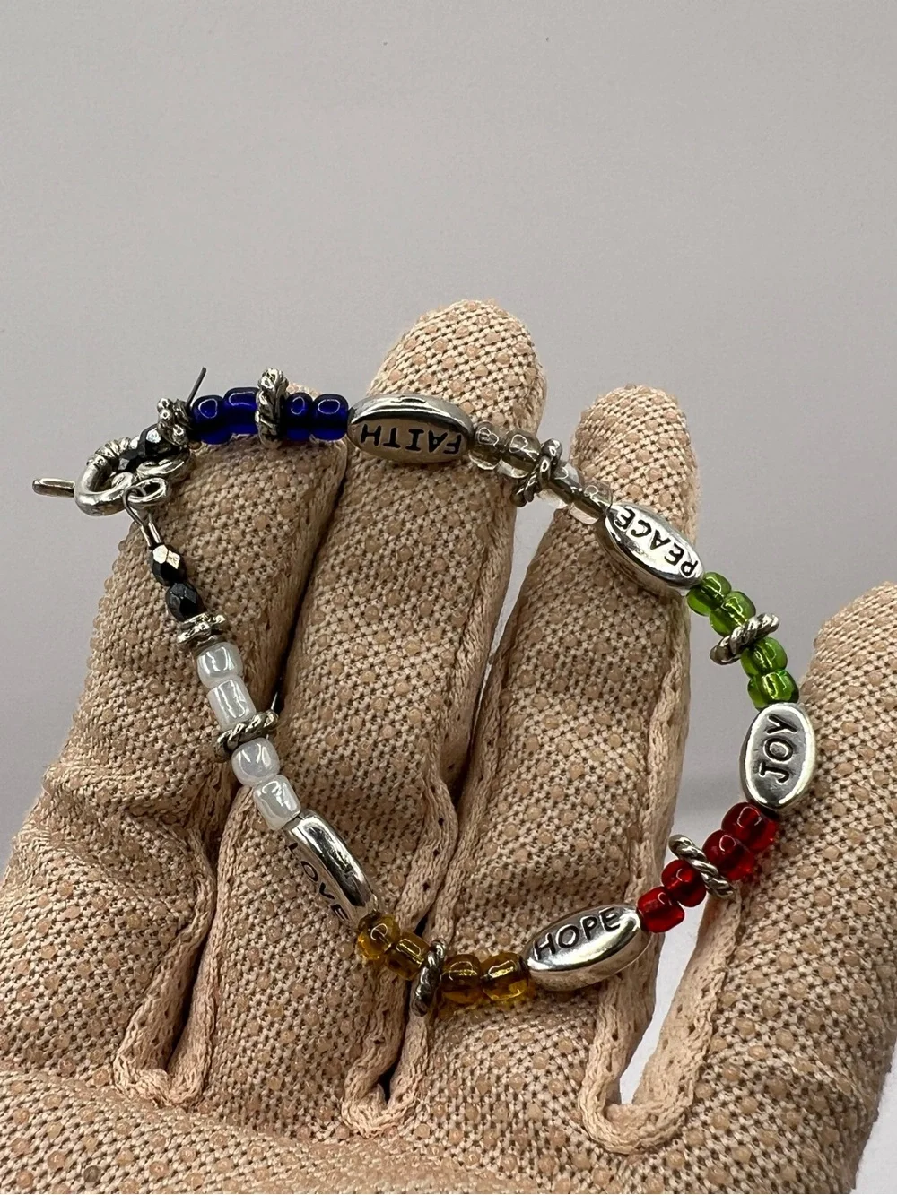Vintage Faith Hope Love Peace Joy Word Charm Bracelet Silvertone Rainbow